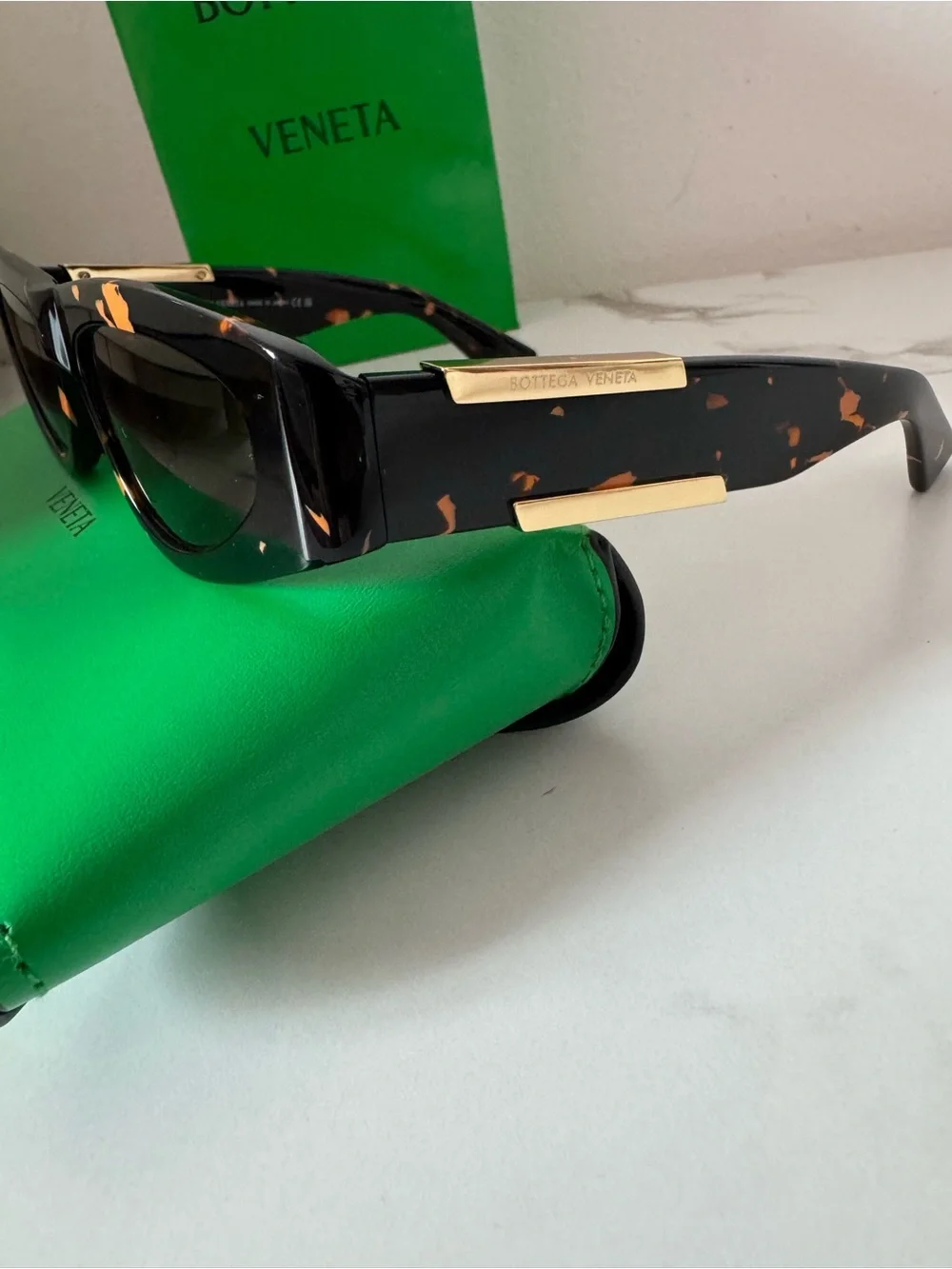 Bottega Veneta Black and Tortoiseshell Cat-Eye Sunglasses